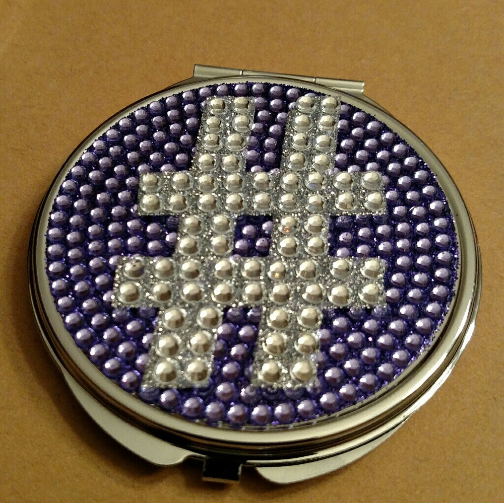 Customize Compact Mirrors